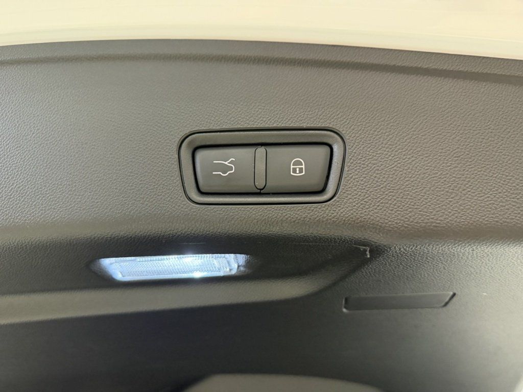 Maserati Grecale 2023 - Image 25