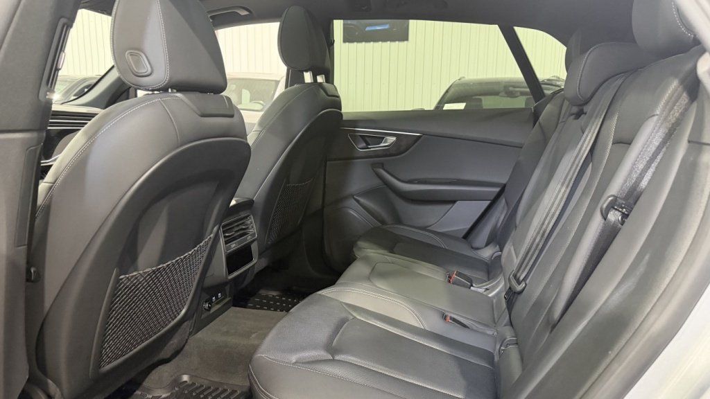 Audi Q8 2021 - Image 15