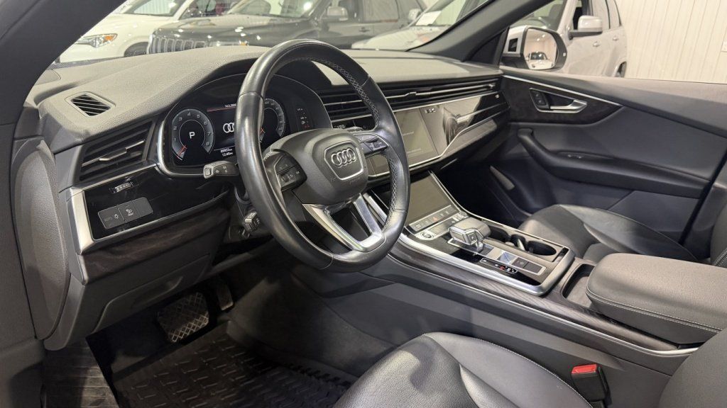 Audi Q8 2021 - Image 9