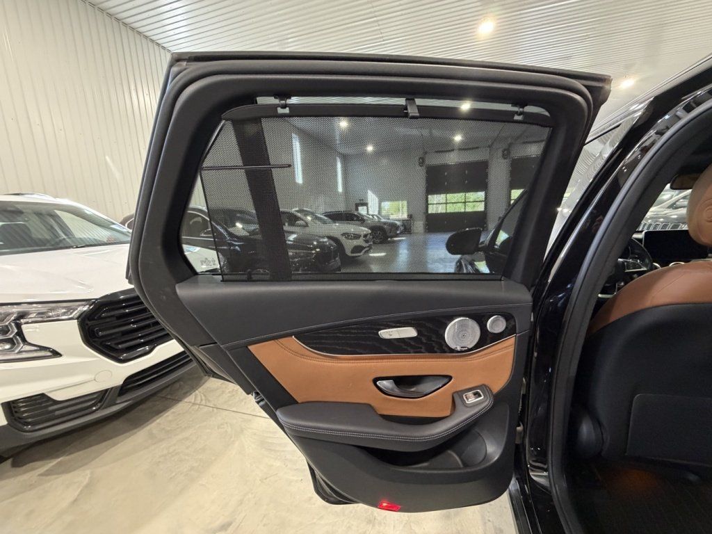 Mercedes-Benz GLC 2018 - Image 13