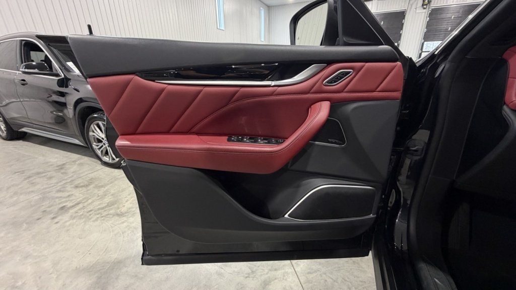 Maserati Levante 2022 - Image 9