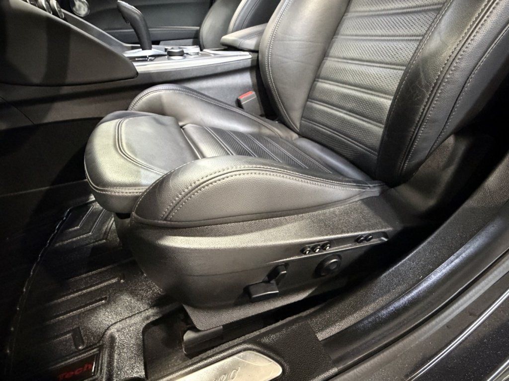 Alfa Romeo Giulia 2022 - Image 10