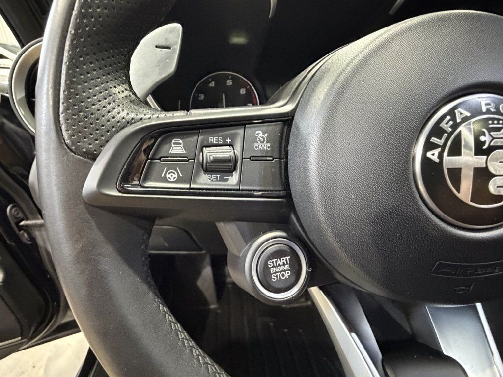 Alfa Romeo Giulia 2022 - Image 12