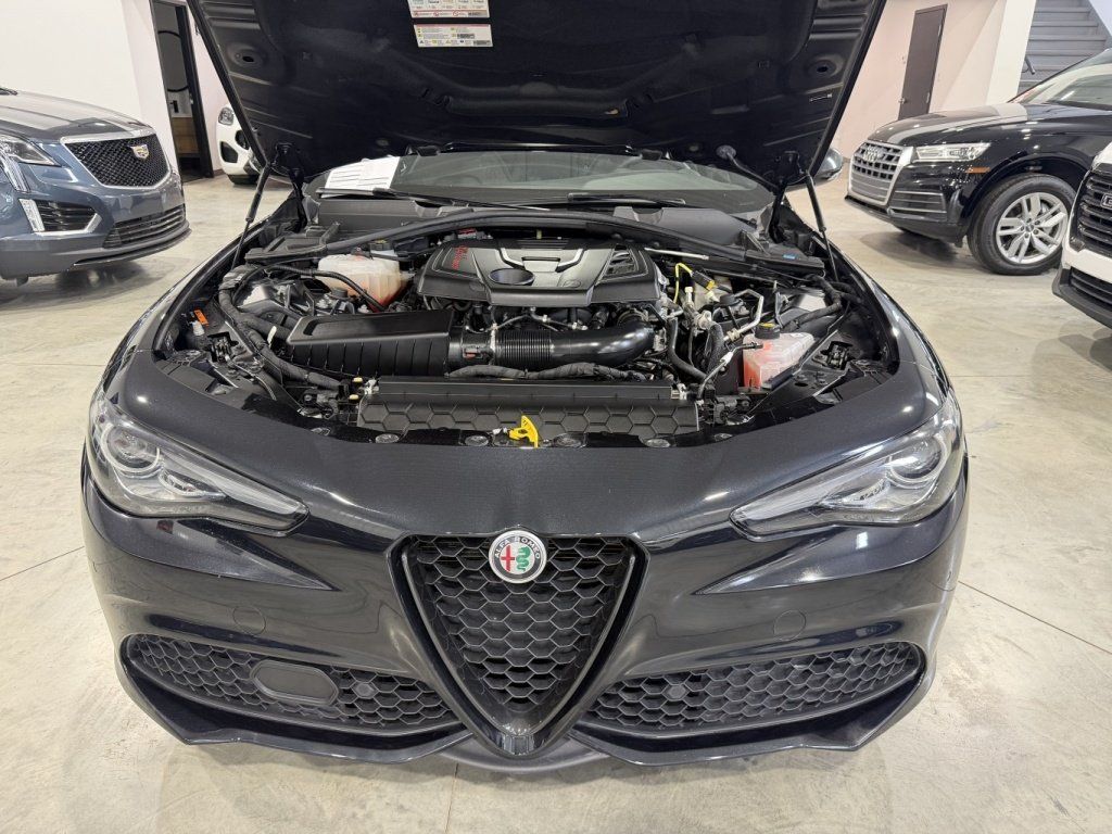 Alfa Romeo Giulia 2022 - Image 21
