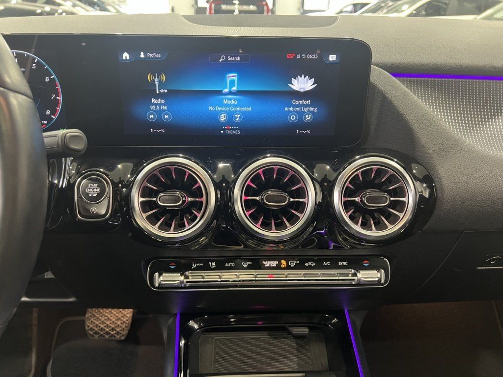 Mercedes-Benz GLA 250 2023 - Thumbnail 13