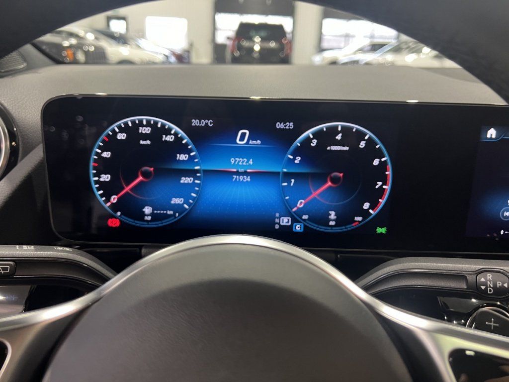 Mercedes-Benz GLA 250 2023 - Thumbnail 14