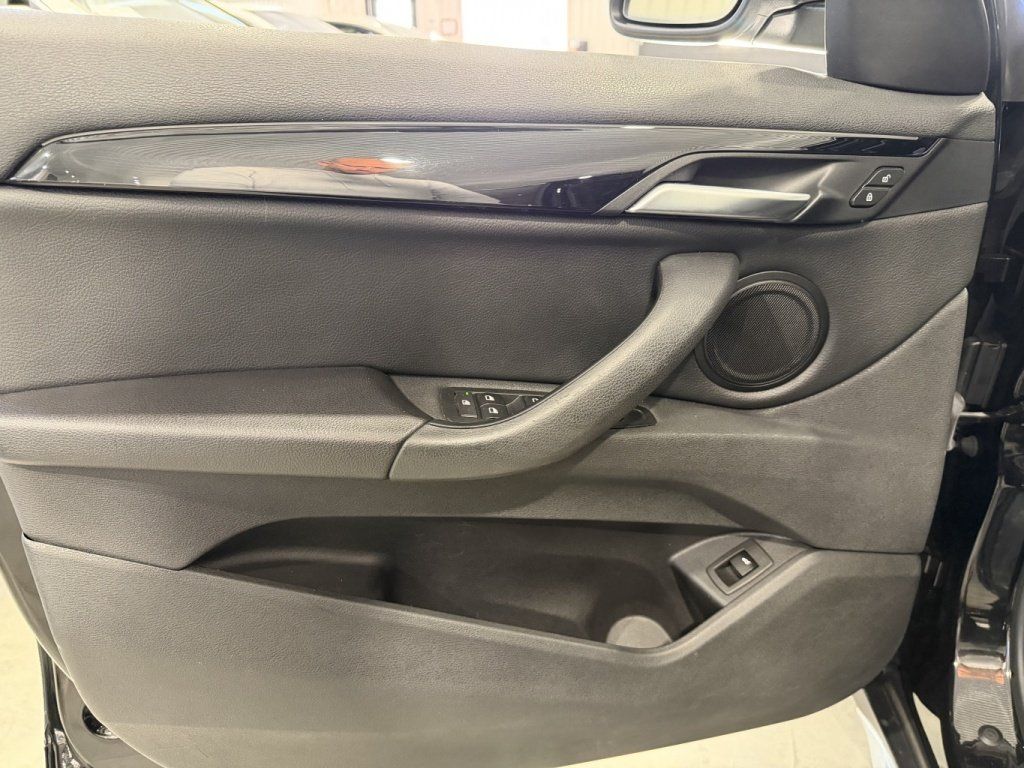 BMW X1 2016 - Thumbnail 8