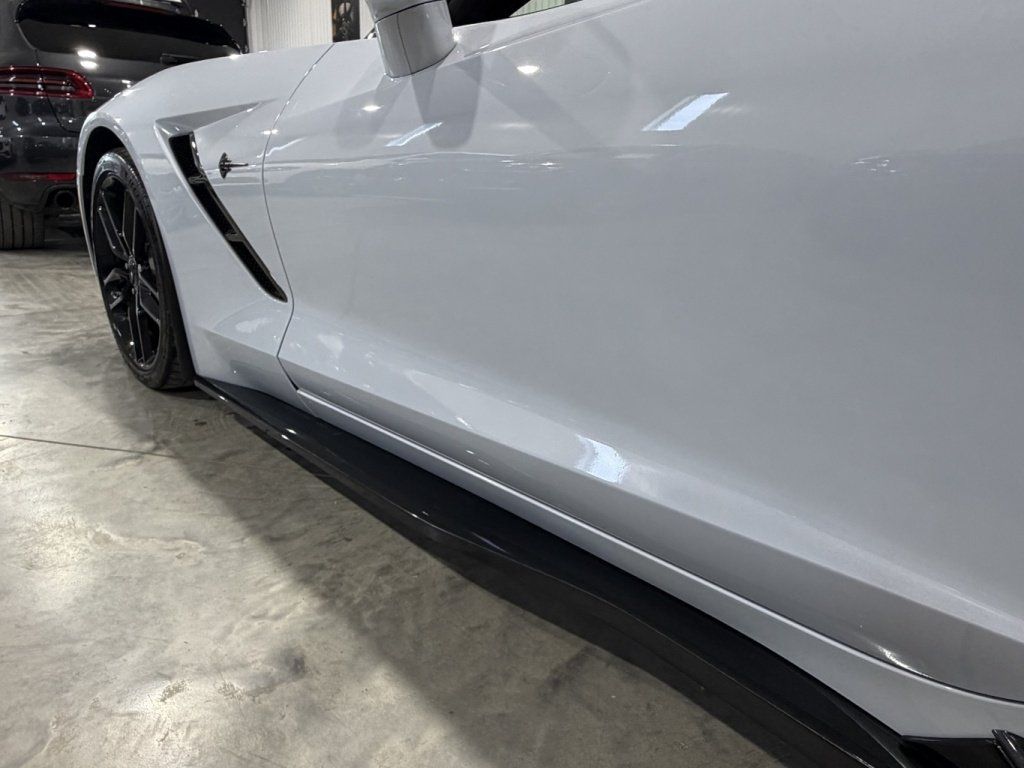 Chevrolet Corvette 2019 - Thumbnail 19